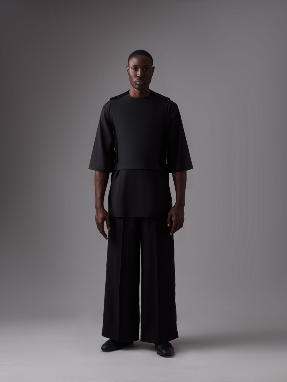 Black 'Jagun' Three piece vest and pants